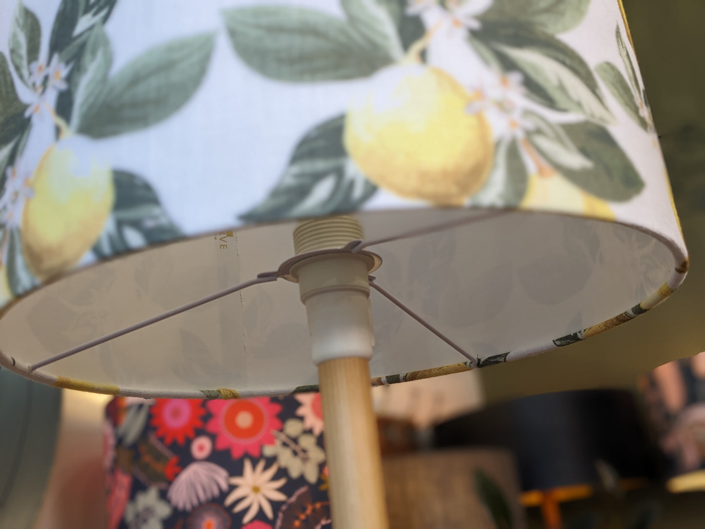 View of the lampshade fitting for the handmade Vintage Italia Limone lampshade, designed with bright lemons on cotton-linen fabric, bringing a touch of Italian charm and elegance to your home décor.